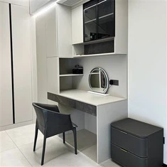 흰색 홈 오피스 책장